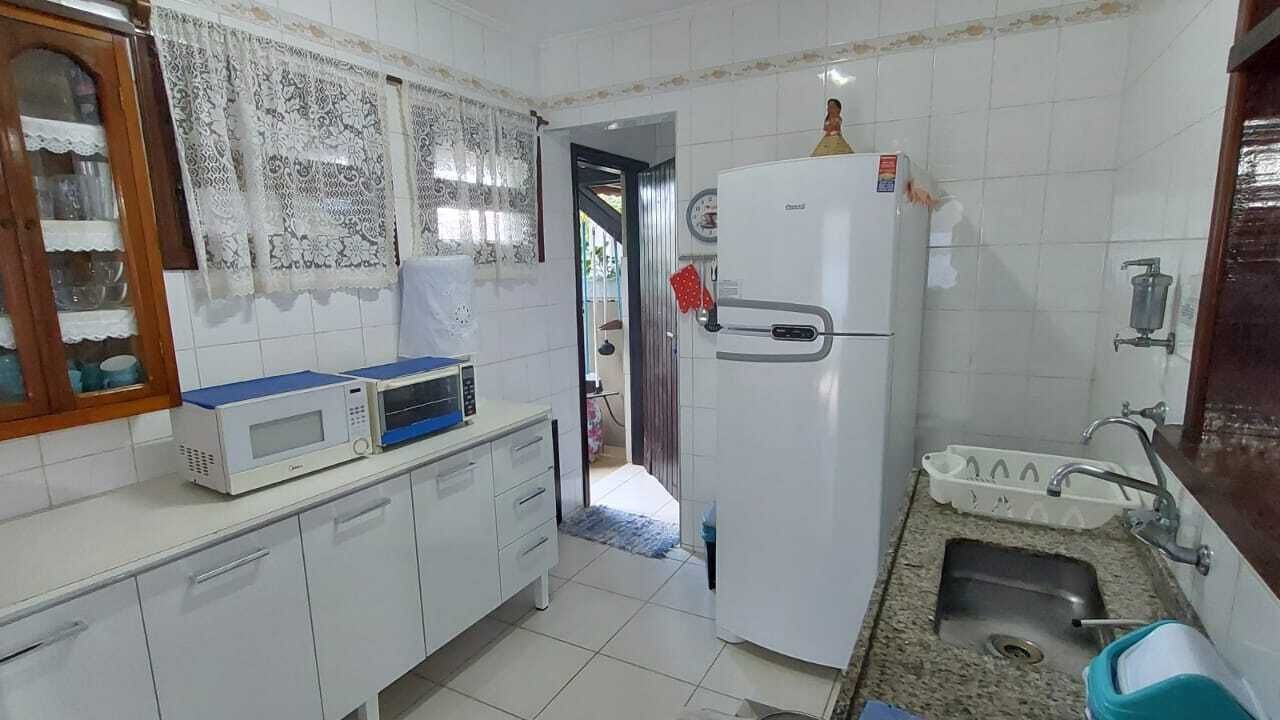 Photo of Kitchen in Caraguatatuba