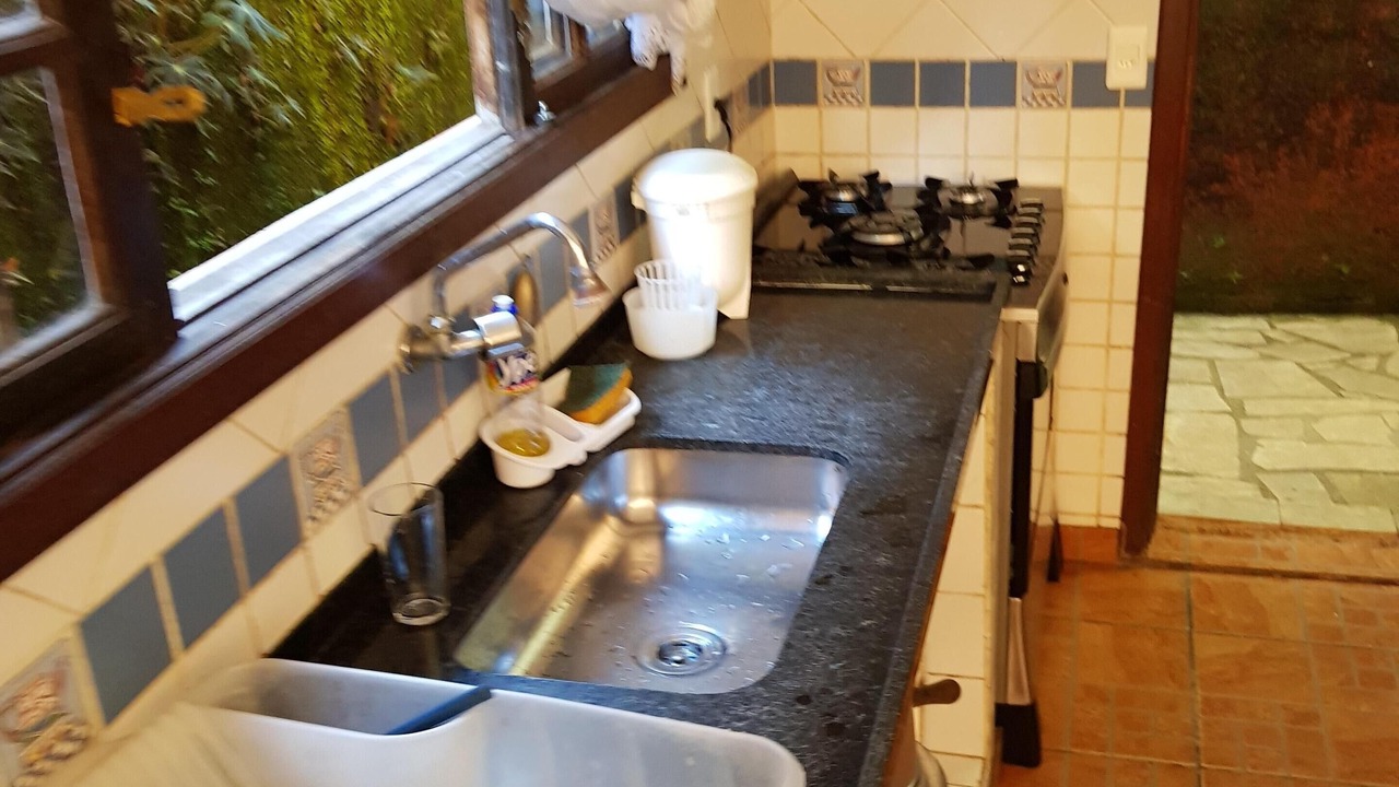 Photo of Kitchen in Camburi