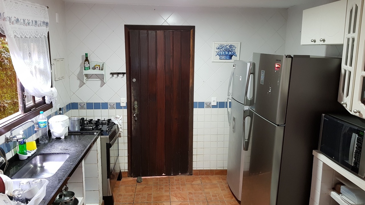 Photo of Kitchen in Camburi