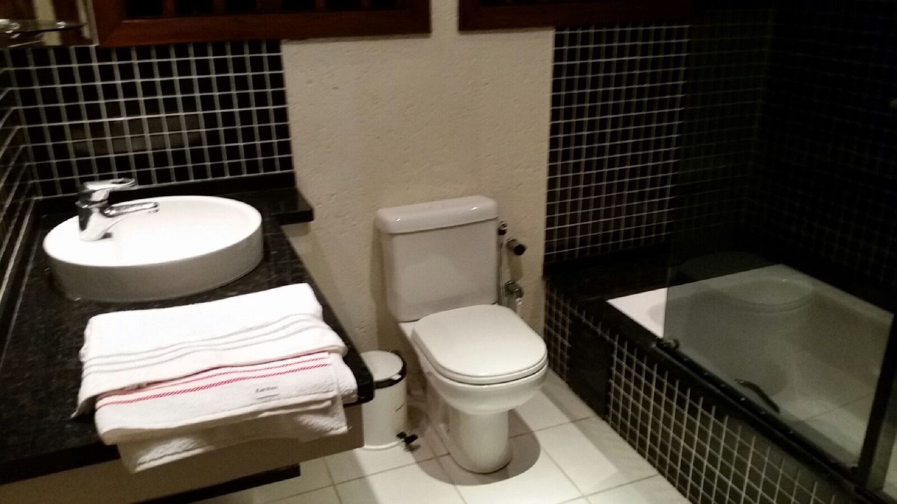 Photo of Bathroom in Jurere Internacional