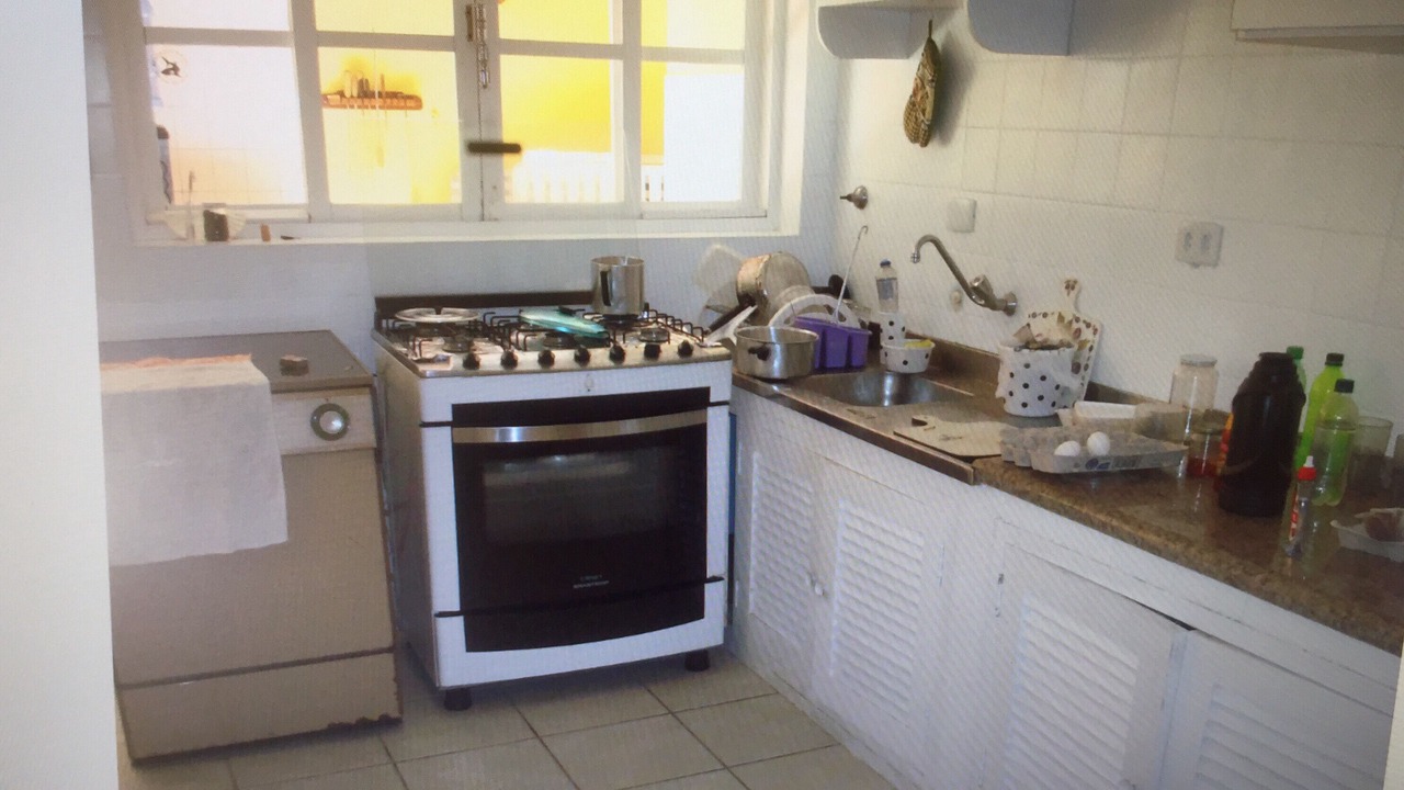 Photo of Kitchen in Praia da Enseada