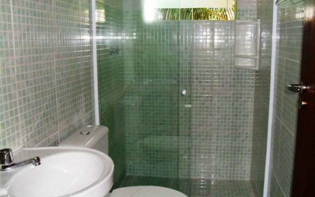 Photo of Bathroom in Caraguatatuba