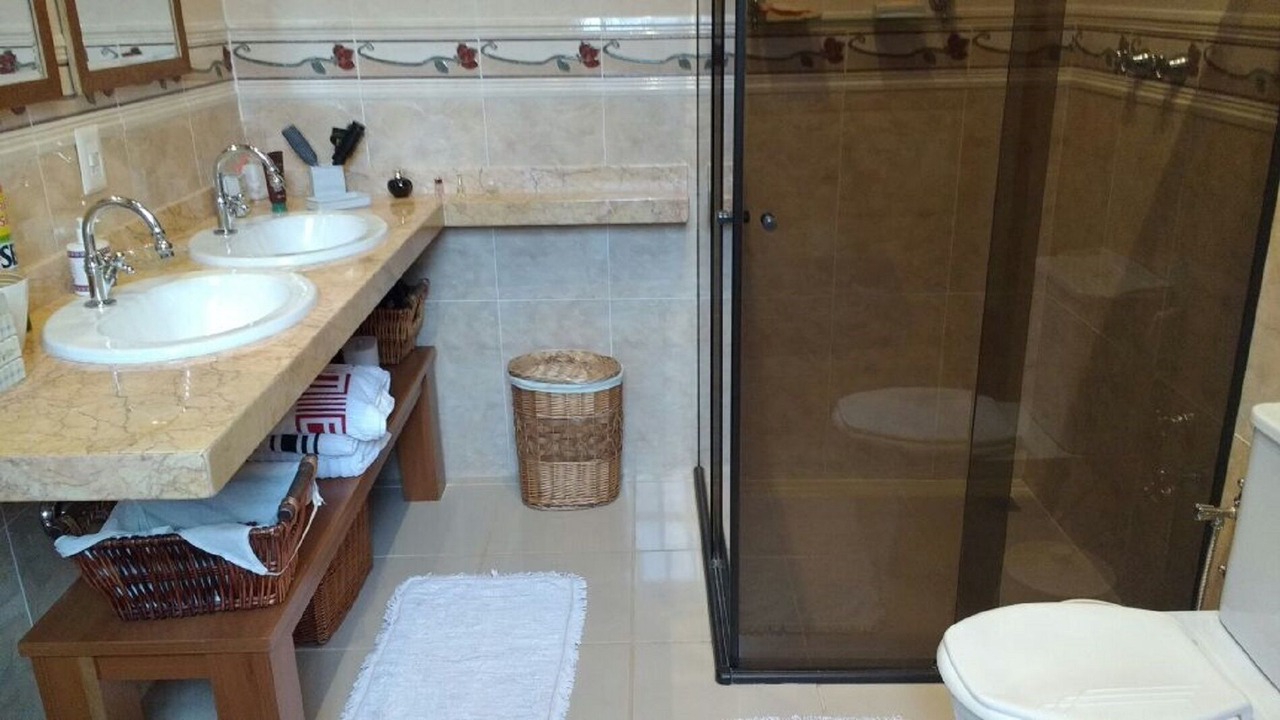 Photo of Bathroom in Batatuba