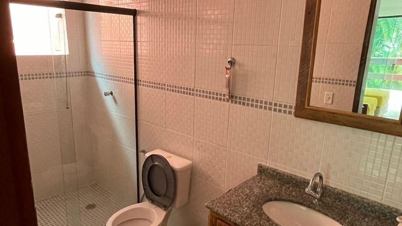 Photo of Bathroom in Guarutuba