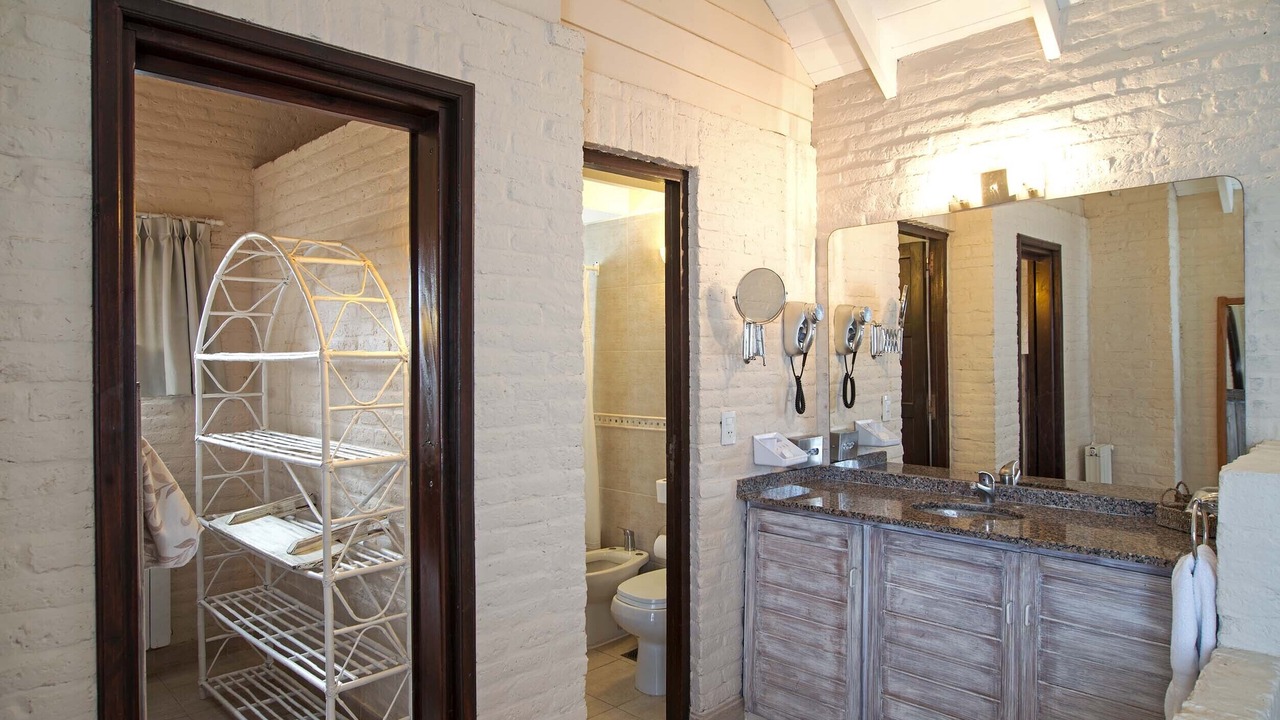 Photo of Bathroom in Carilo
