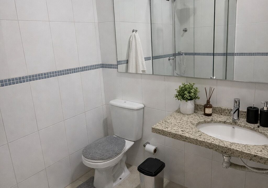 Photo of Bathroom in Ingleses Sul