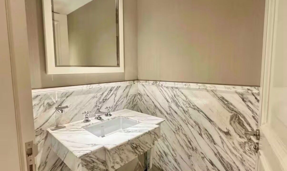 Photo of Bathroom in Buenos Aires Central Business District