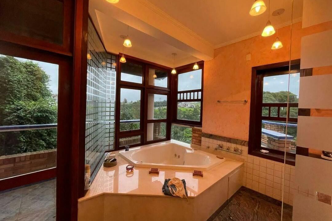 Photo of Bathroom in Parque das Flores