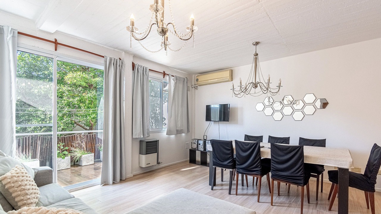 Photo of Livingroom in Villa Crespo