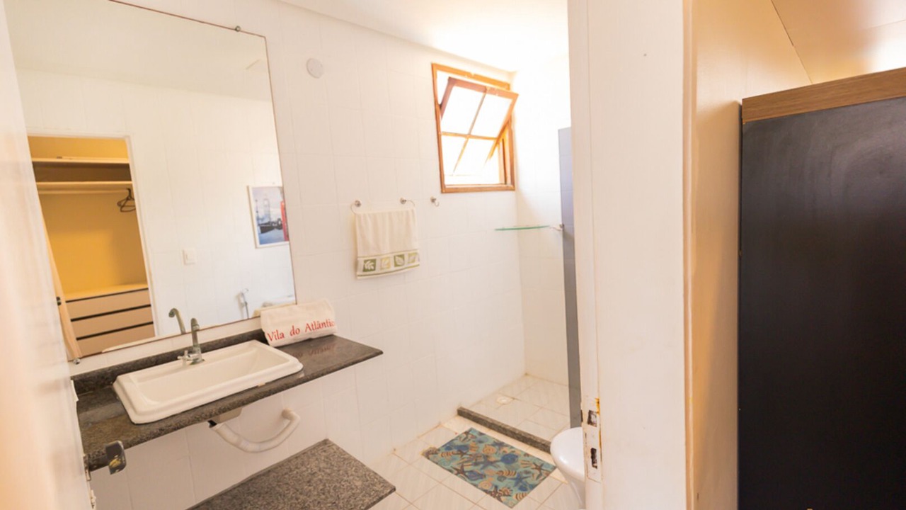 Photo of Bathroom in Vilas do Atlantico