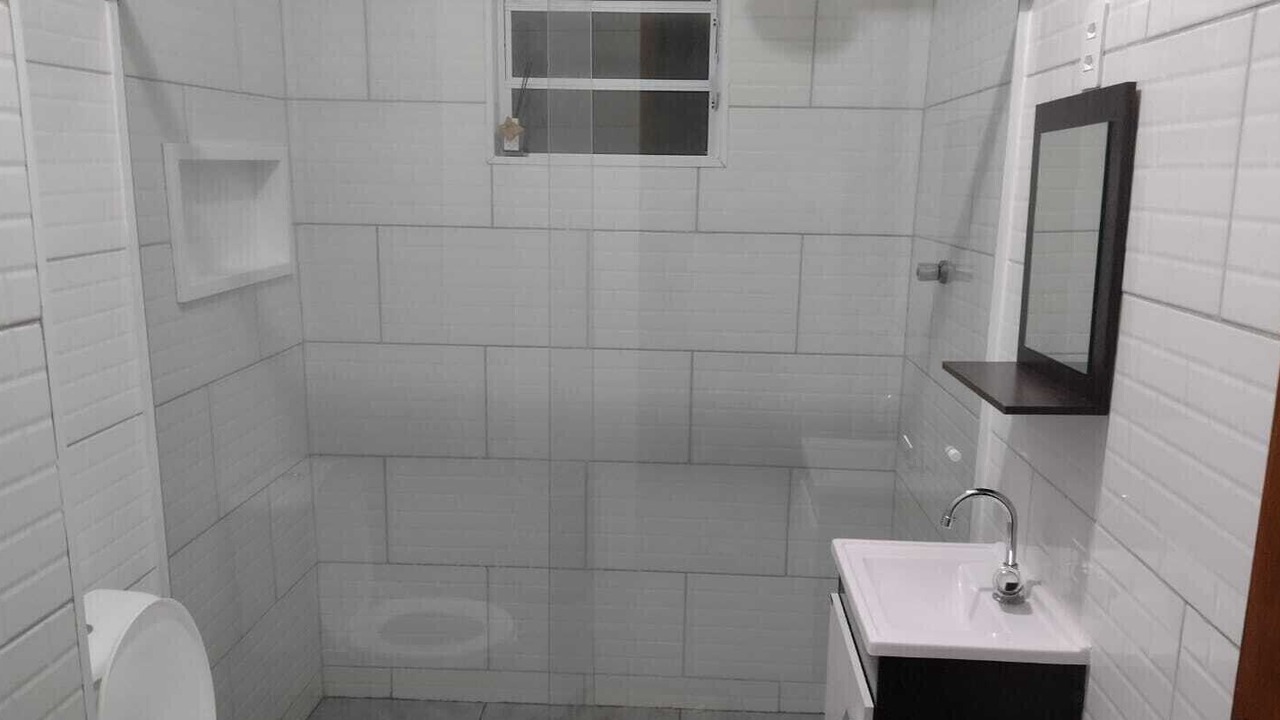 Photo of Bathroom in Raul Cury