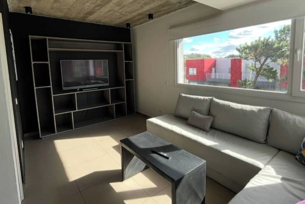 Photo of Livingroom in Miramar