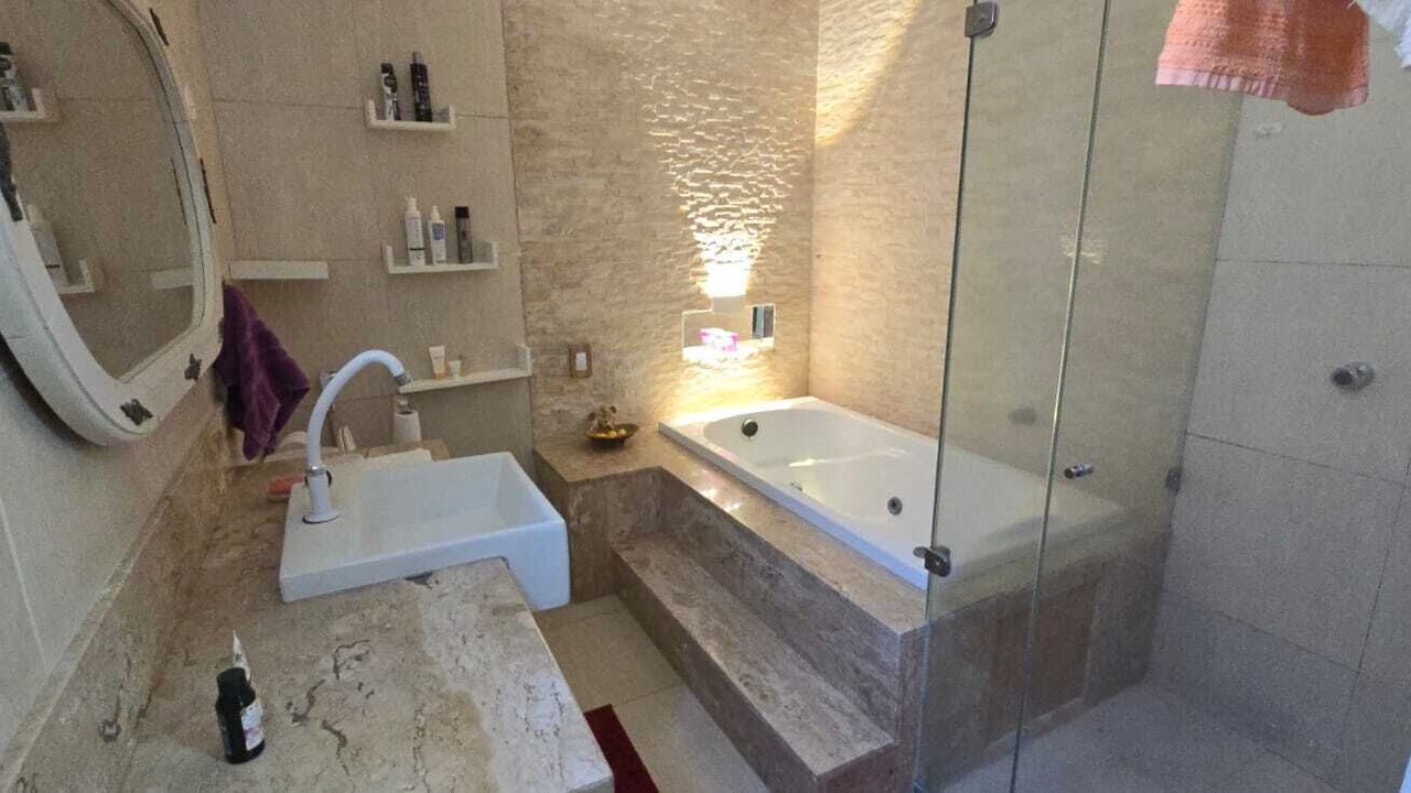 Photo of Bathroom in Eusebio