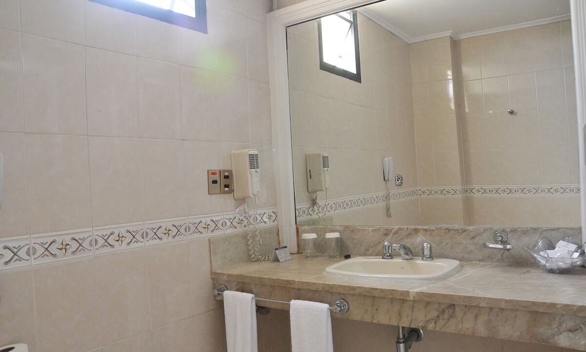 Photo of Bathroom in Catedral
