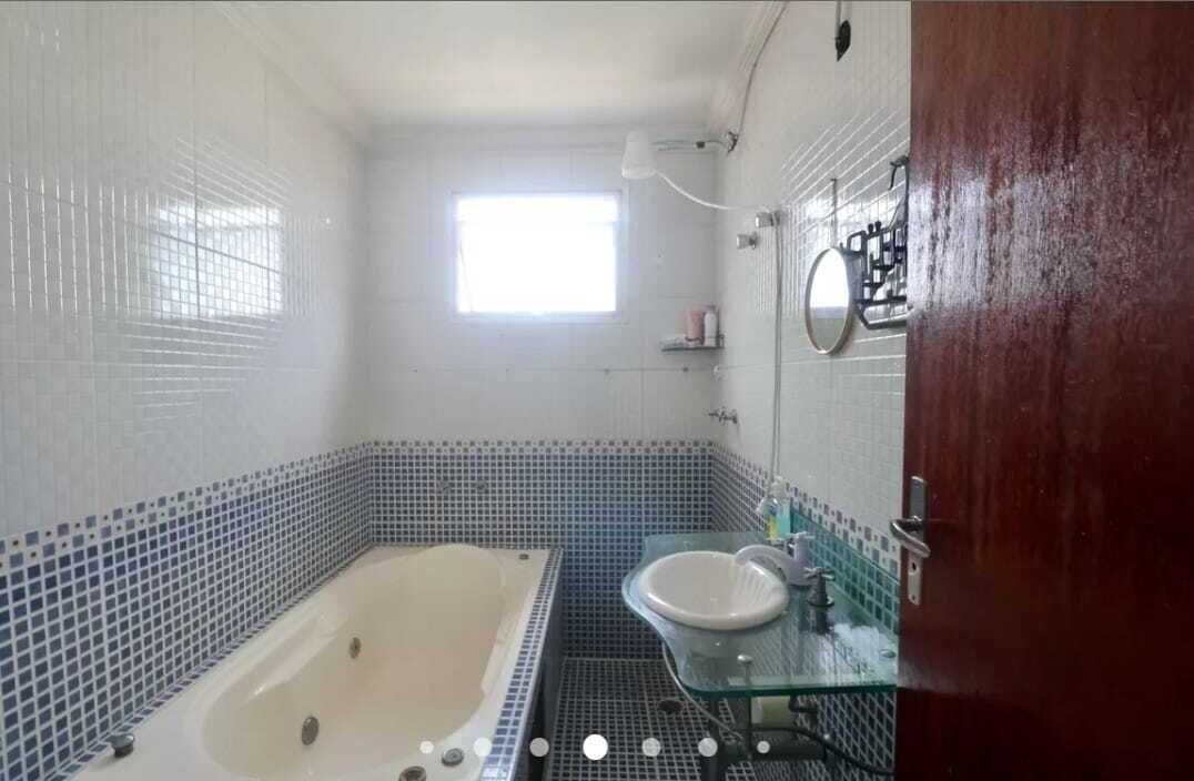 Photo of Bathroom in Enseada