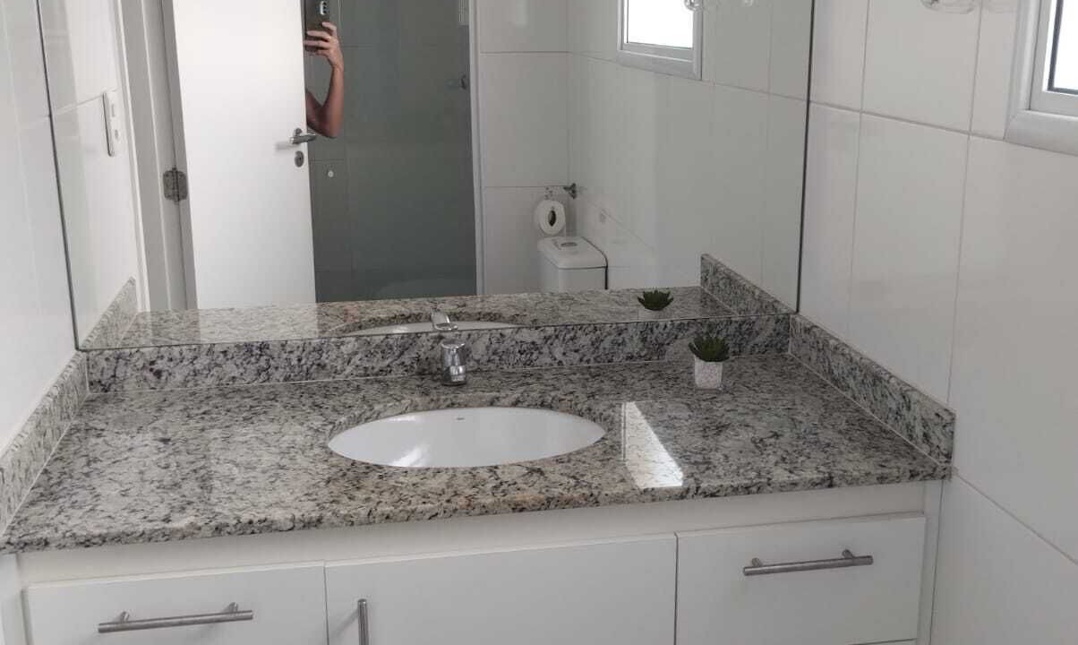 Photo of Bathroom in Atalaia