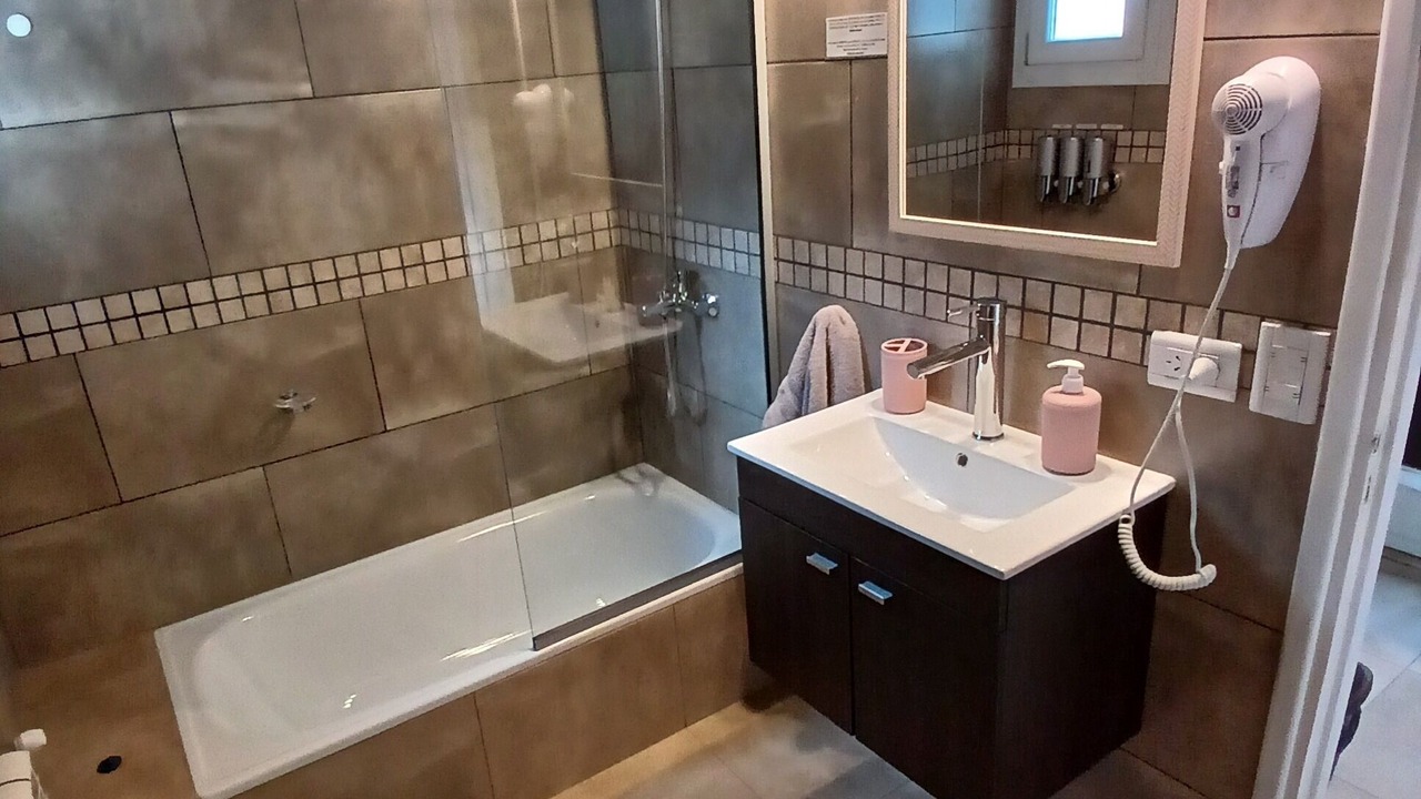 Photo of Bathroom in El Chalten