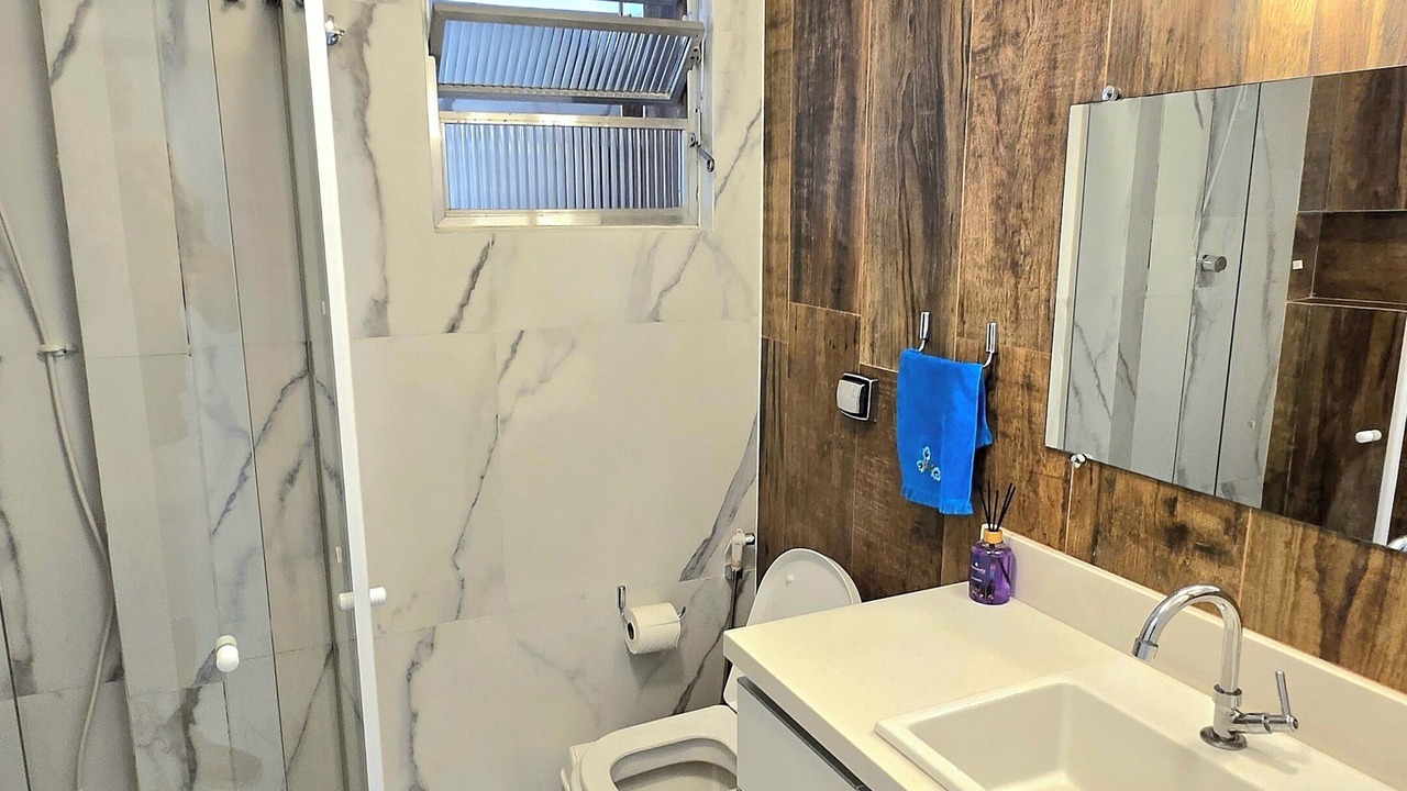 Photo of Bathroom in Embare