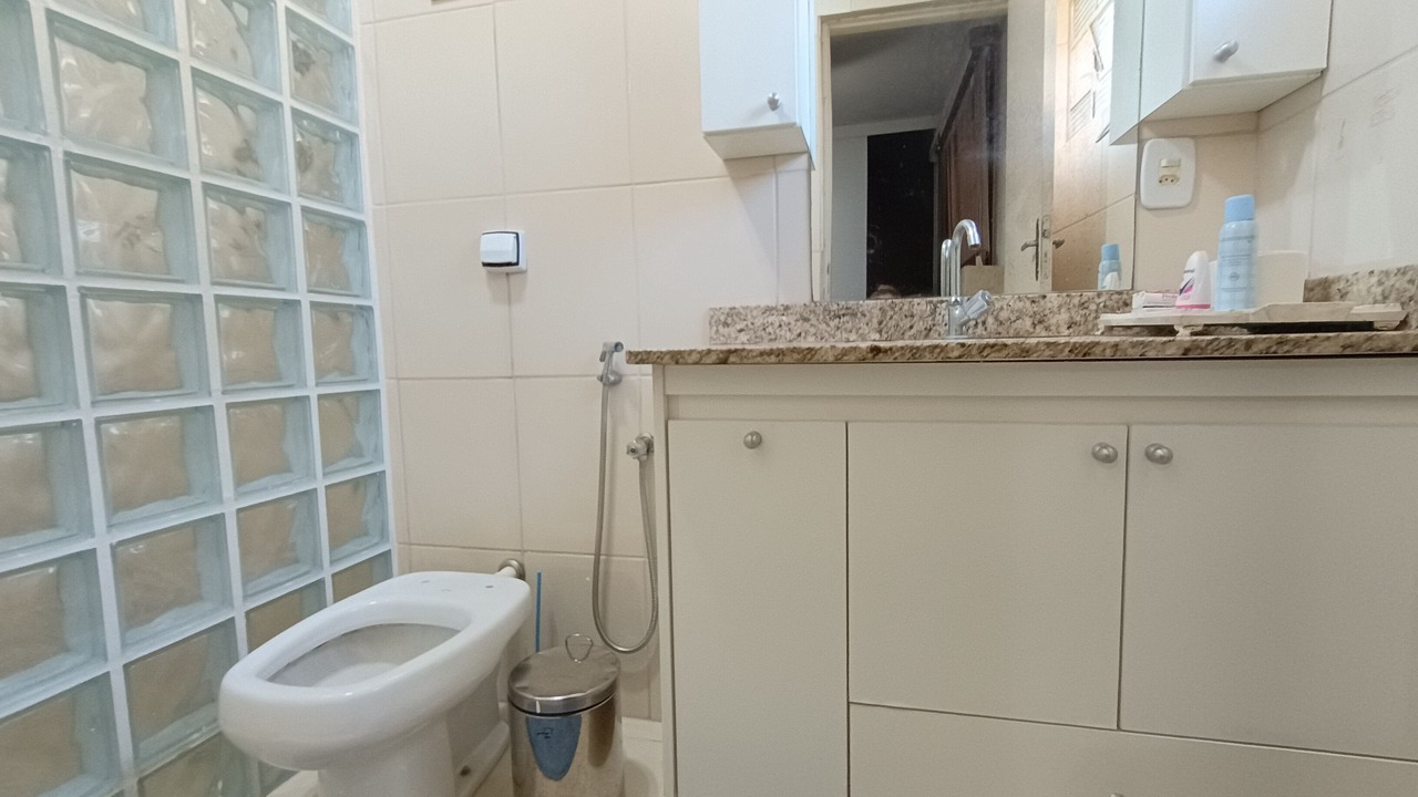 Photo of Bathroom in Subsetor Leste - 2