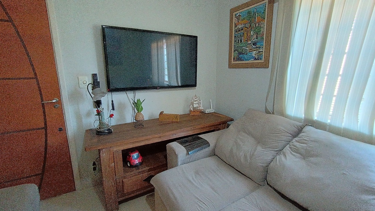 Photo of Livingroom in Subsetor Leste - 2