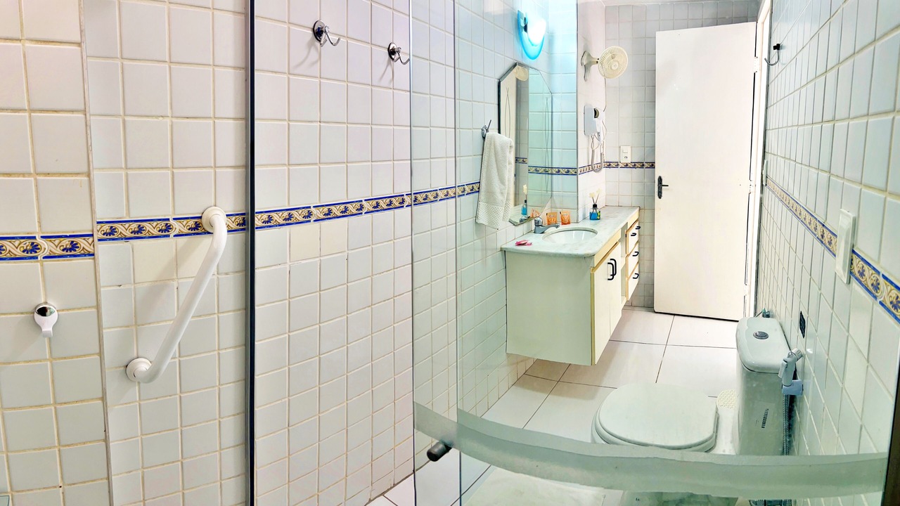 Photo of Bathroom in Ponta Verde
