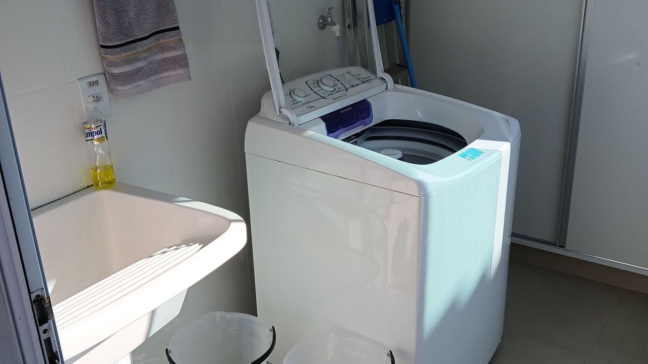 Photo of Bathroom in Praia da Armacao do Itapocoroi