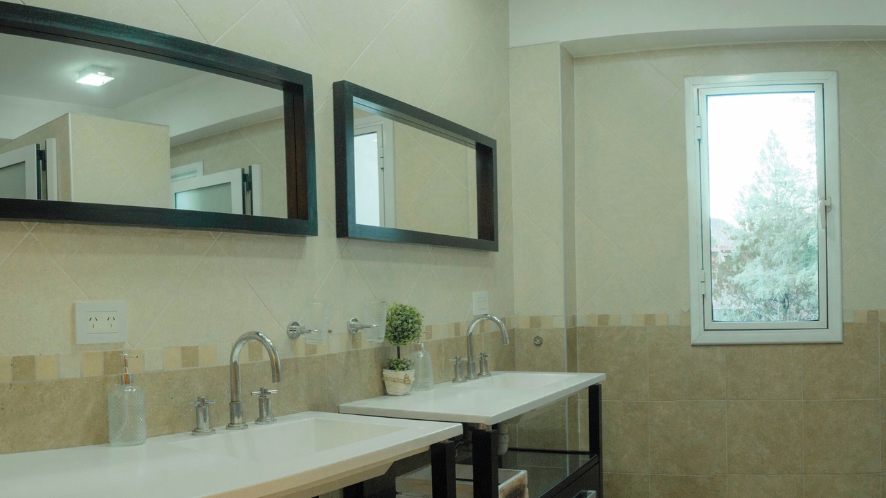 Photo of Bathroom in Belen