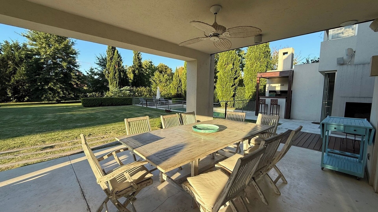 Photo of Outdoor in Manuel Alberti