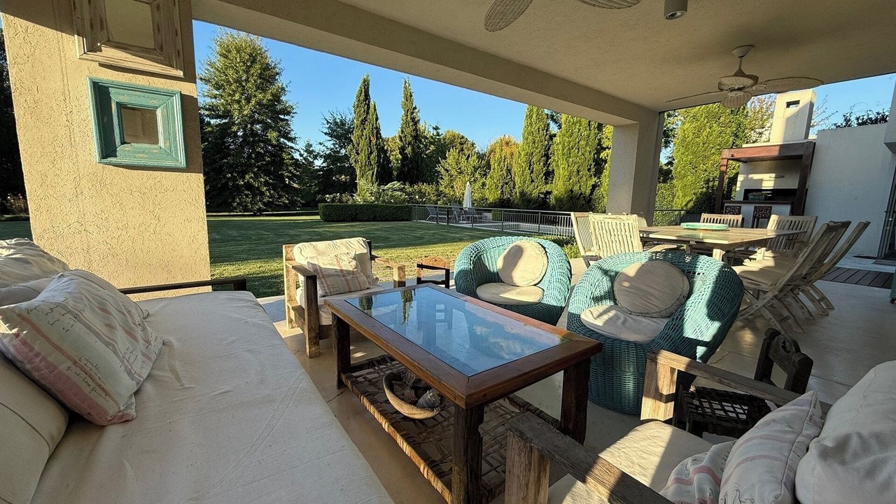 Photo of Outdoor in Manuel Alberti