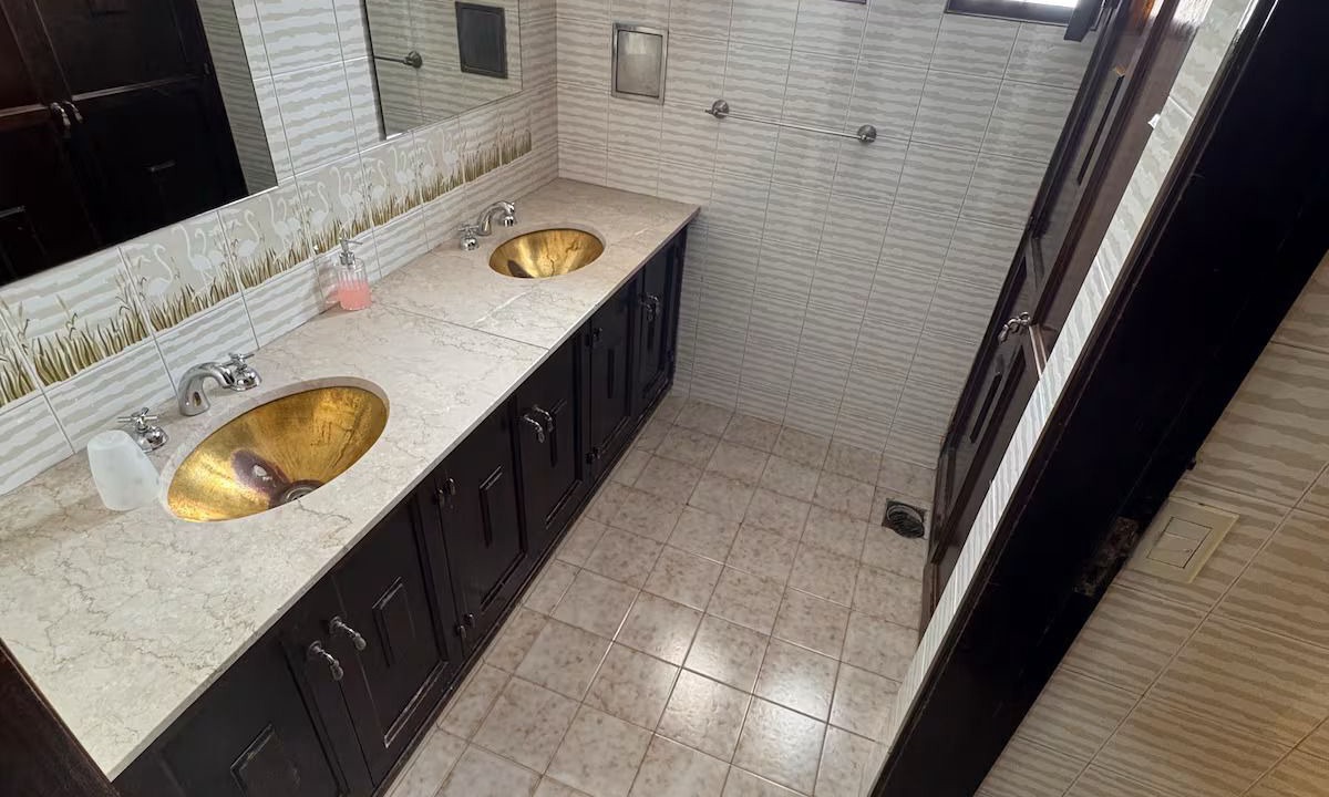 Photo of Bathroom in Mendoza City Center