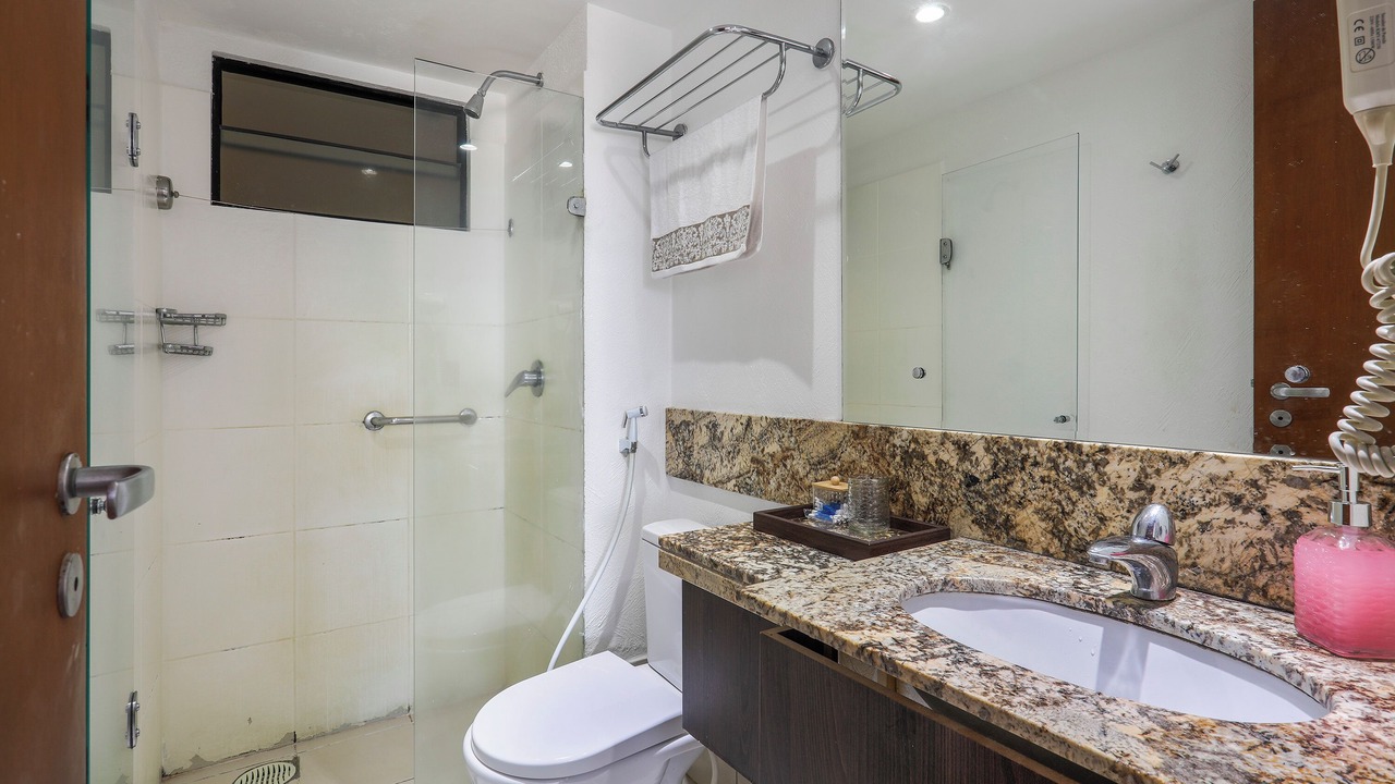 Photo of Bathroom in Conjunto ALAGAMAR