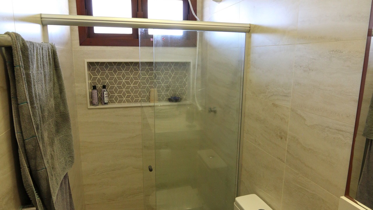 Photo of Bathroom in Aruana