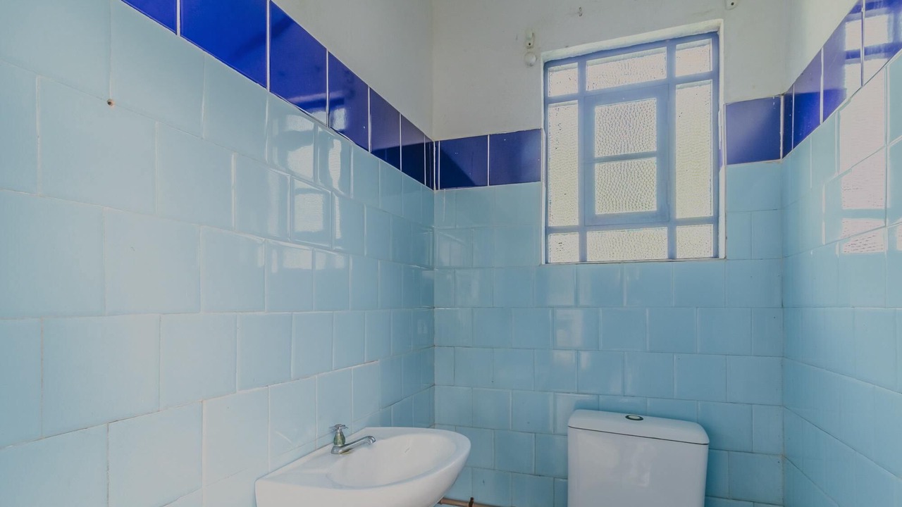 Photo of Bathroom in Praia das Palmeiras