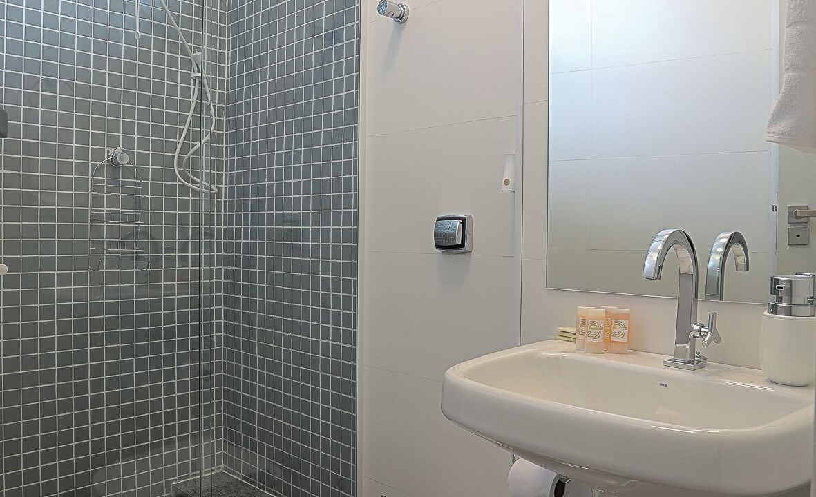 Photo of Bathroom in Ponta da Praia