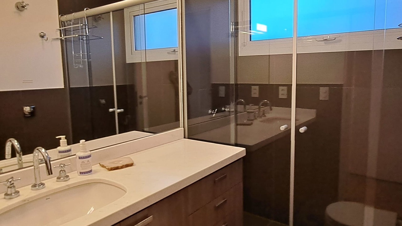 Photo of Bathroom in Jardins