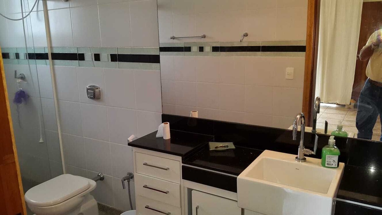 Photo of Bathroom in Nova Odessa