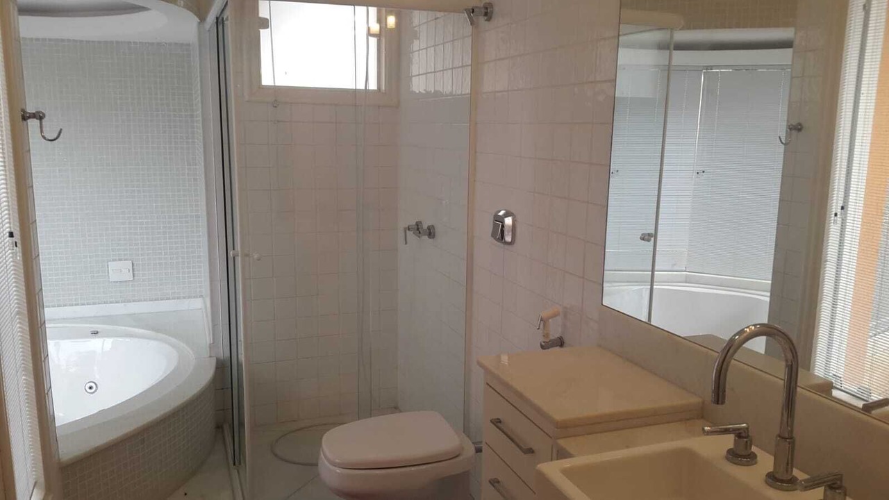 Photo of Bathroom in Nova Odessa