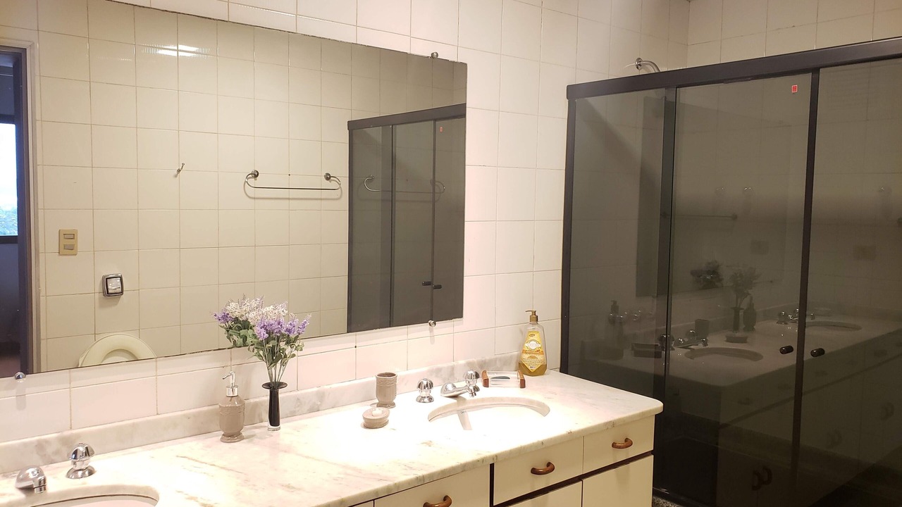 Photo of Bathroom in Alphaville Industrial