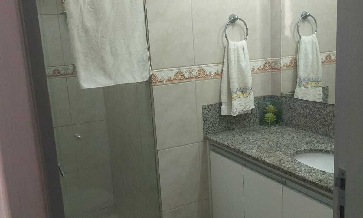 Photo of Bathroom in Praia das Gaivotas