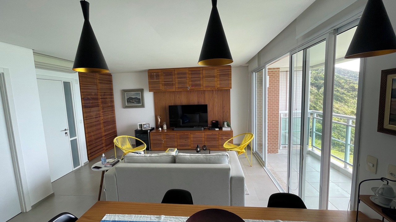 Photo of Livingroom in Peninsula