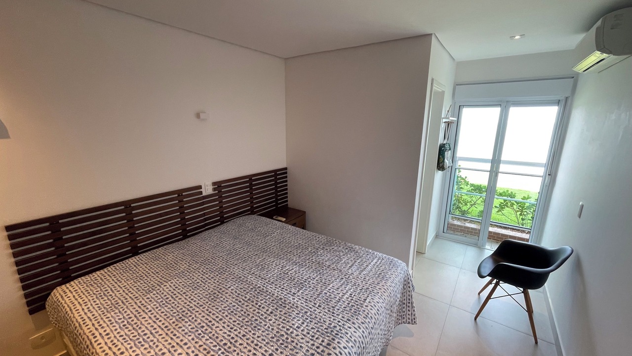 Photo of Bedroom in Peninsula