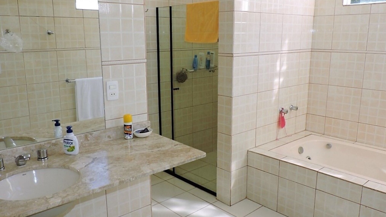 Photo of Bathroom in Carapicuiba