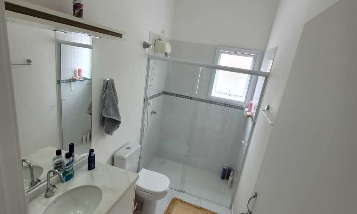 Photo of Bathroom in Sao Lourenco