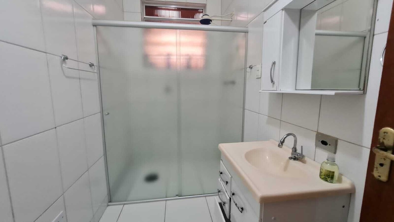 Photo of Bathroom in Caraguatatuba