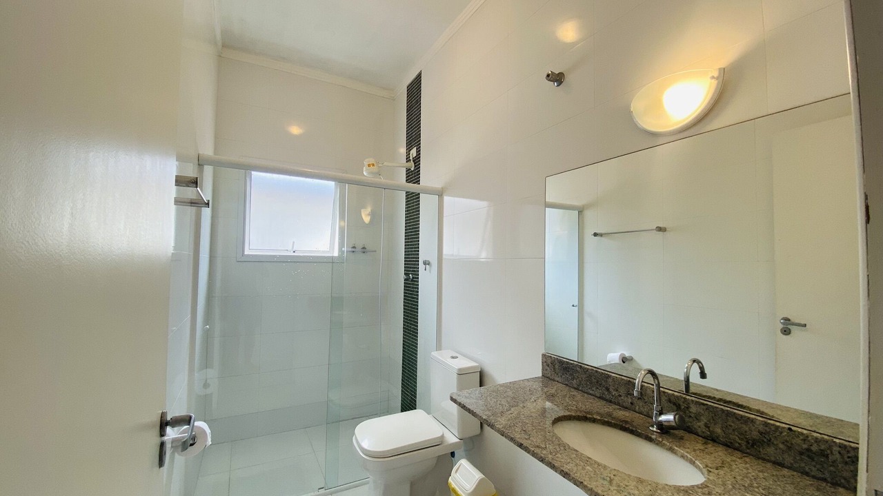 Photo of Bathroom in Jardim das Cancoes