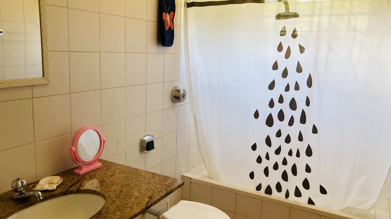 Photo of Bathroom in Sao Lourenco da Serra