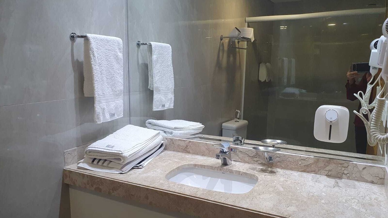 Photo of Bathroom in Alphaville Industrial