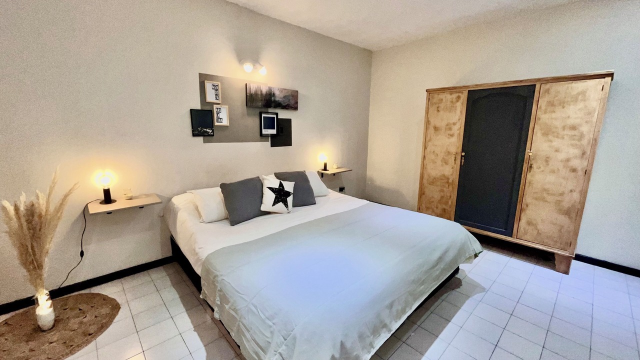 Photo of Bedroom in Civic Park