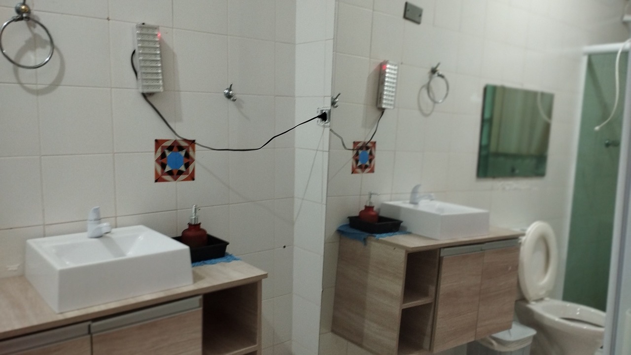Photo of Bathroom in Igarata