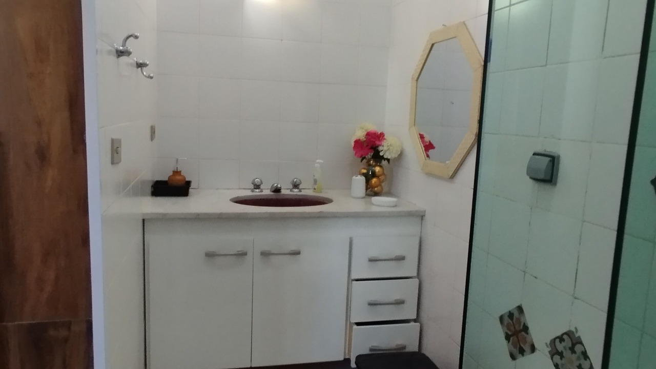 Photo of Bathroom in Igarata